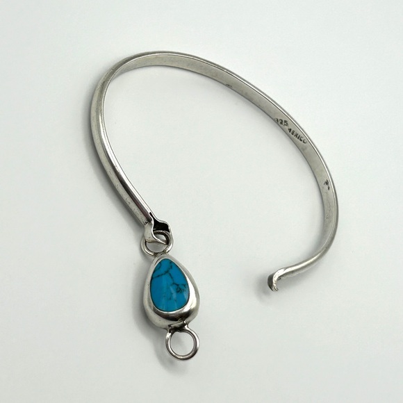 925 Sterling Silver and Turquoise Bangle Bracelet 7” Taxco - Picture 2 of 12